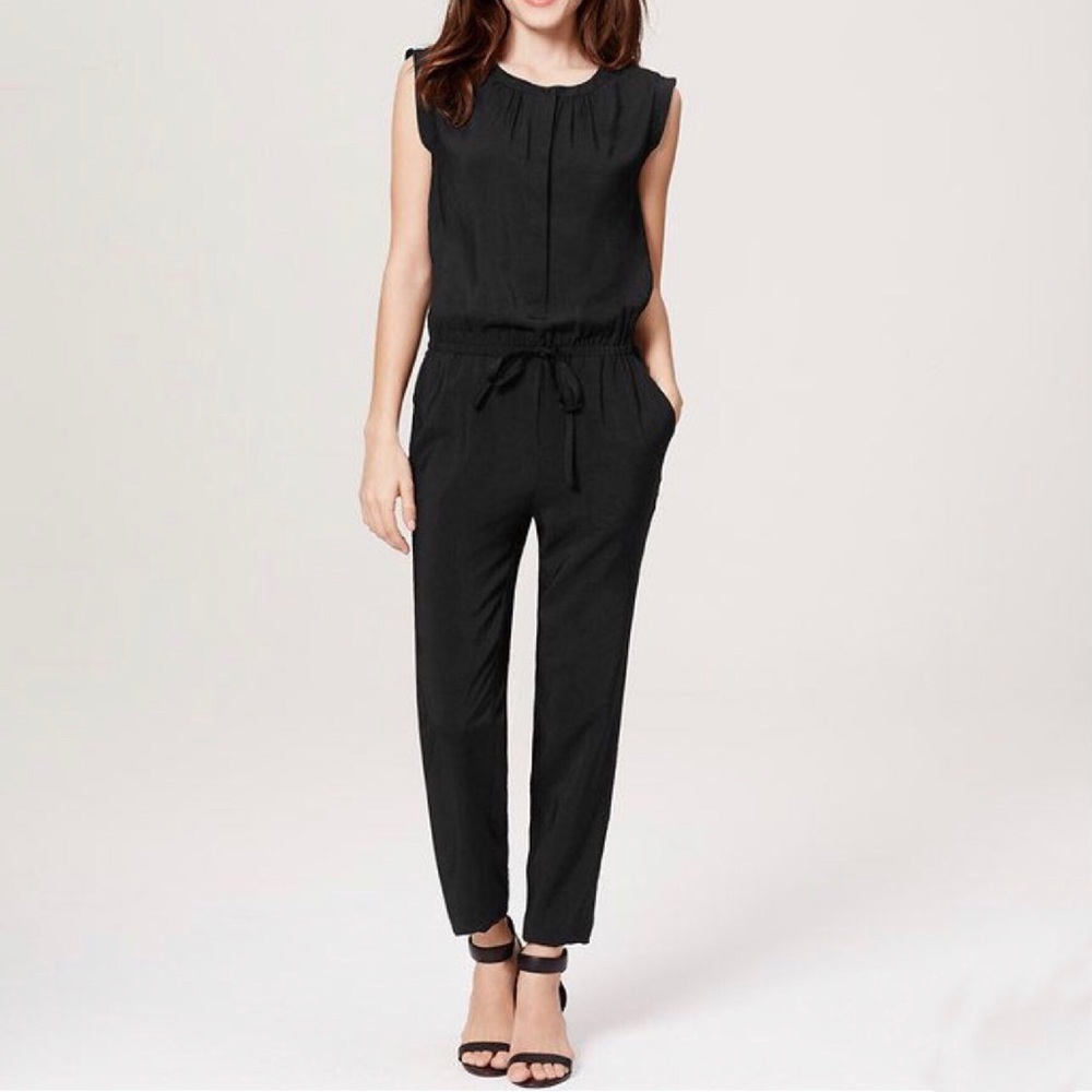 LOFT Women’s Black Sleeveless Jumpsuit Size M